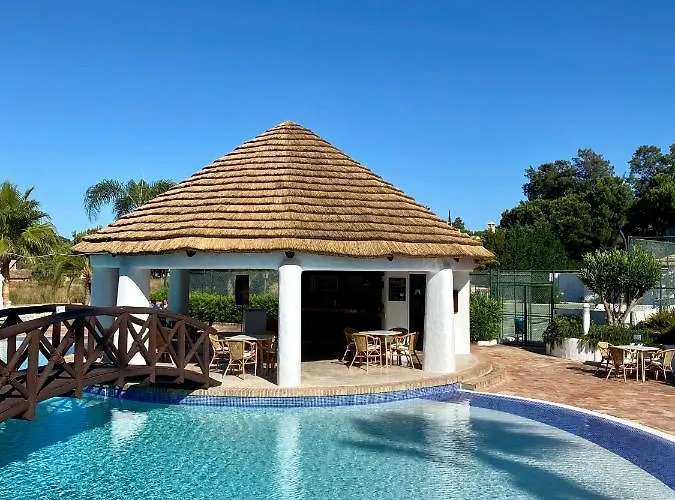 Beautiful For Rent In Quinta Do With Excellent Facilities Close To And Beach. Апартаменты *