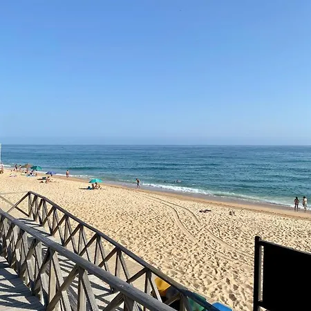 Beautiful For Rent In Quinta Do With Excellent Facilities Close To And Beach. アパート