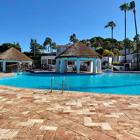 Beautiful For Rent In Quinta Do With Excellent Facilities Close To And Beach.